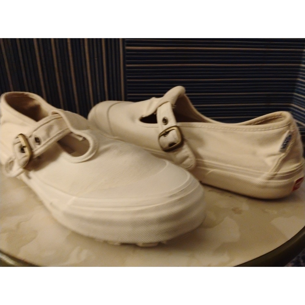 Ladies Vans Mary Jane‎ Shoe Sz 10 Cream Canvas White Bottom Red Vans Label